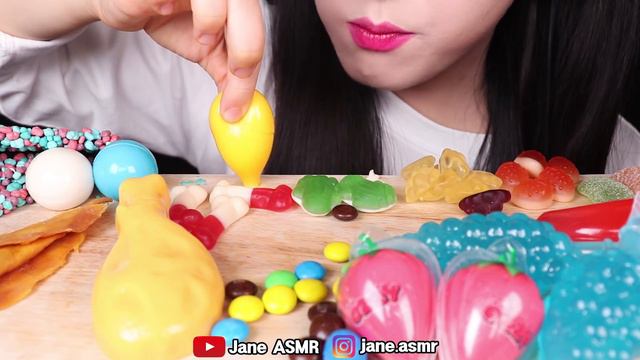ASMR GUMMY JELLY, TIKTOK JELLY, GUMMY BALL 젤리 구미, 틱톡 젤리 먹방 JANE ASMR 제인 смотреть онлайн