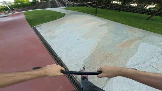 КАТАЕМСЯ В СКЕЙТ - ПАРКЕ КРАСНОДАРА ОТ ПЕРВОГО ЛИЦА смотреть онлайн