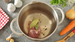 Диетический суп на говяжьем бульоне