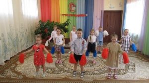 Танец к Дню Победы "Вперед, Россия!" Старшая группа "Цветик-семицветик"