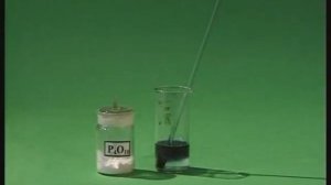 Опыты по химии. Взаимодействие оксида фосфора (V) с водой