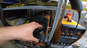 Сварка крышки КПП.  Сварка алюминия.Сварка аргоном