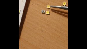 как снять SMD диод за 20 секунд - ремонт светодиодного потолочного светильника