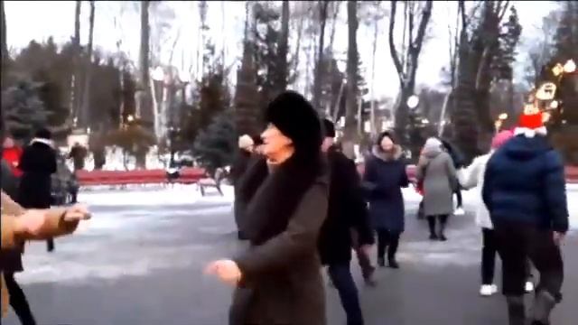 UKRAINE,ХАРЬКОВ.ТАНЦЫ ! ! Я ХОДИЛ ПО БЕЛУ СВЕТУ!!! смотреть онлайн
