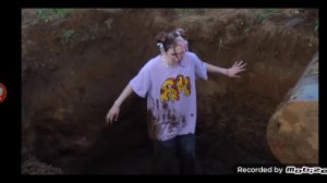 опозорили риви