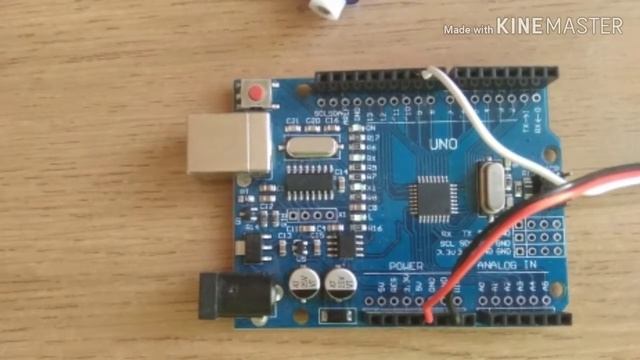 Ардуино. Урок 2. Подключение сервопривода. смотреть онлайн