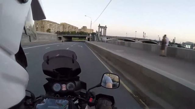 Suzuki V-Strom - Moscow смотреть онлайн