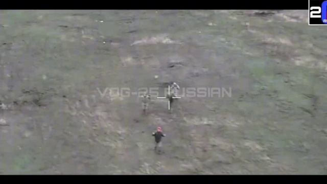 2 Карлсона в сопровождение_ Первый указывает путь, второй заряженный для благоразумия