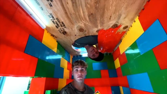 LAST TO LEAVE GIANT LEGO HOUSE WINS $10,000 смотреть онлайн