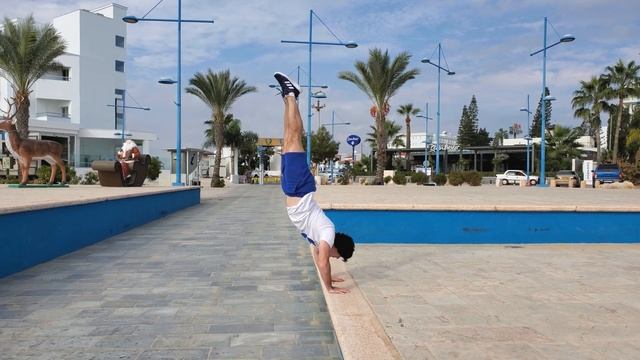 Как научиться делать Рондат (Roundoff Tutorial) смотреть онлайн