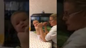 Ребёнок 5-8 мес. Сидим самостоятельно. Упражнения для выработки навыка самостоятельного сидения, ча