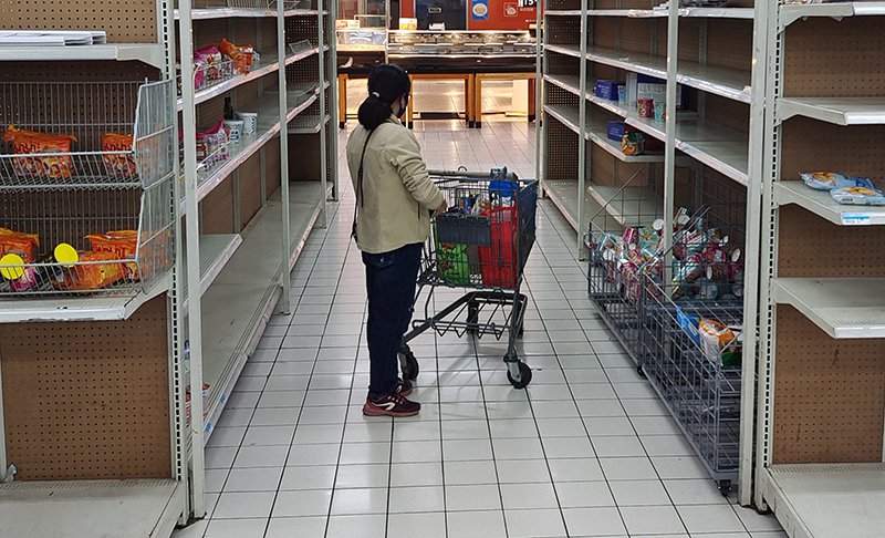 Европейцы в соцсетях просят помочь им с едой / События на ТВЦ