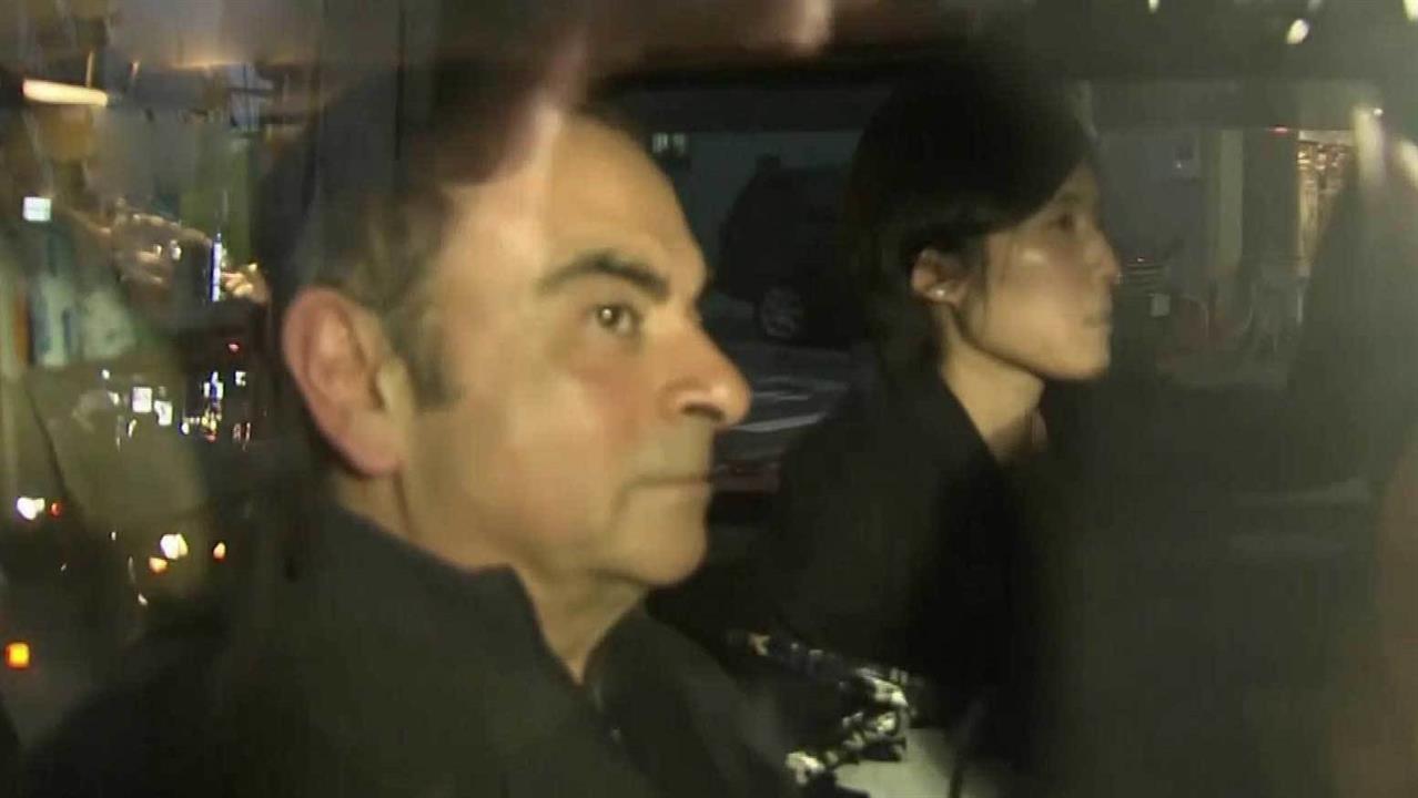 Топ-менеджер компаний Renault и Nissan Карлос Гон отпущен из тюрьмы под залог