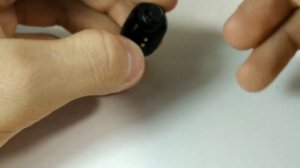 Что делать если один наушник Airdots тихо работает