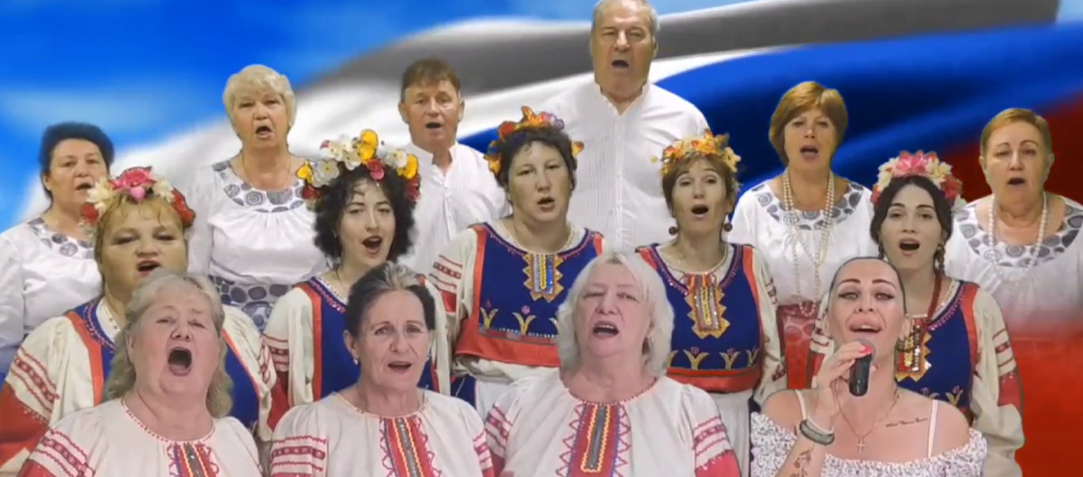 Гимн РФ в исполнении вокальных коллективов художественной самодеятельности ДК Россия.mp4 смотреть онлайн