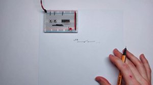 Стягивающие и подтягивающие резисторы： используем кнопки для подачи значений на логические вентили