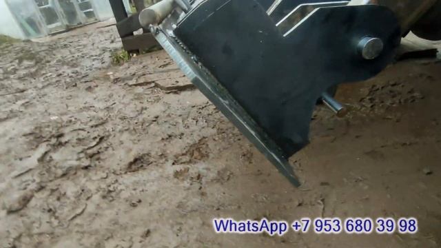 Самодельный минипогрузчик на гидроходу UT-20. Стрела, повторитель, плита на ковш. смотреть онлайн