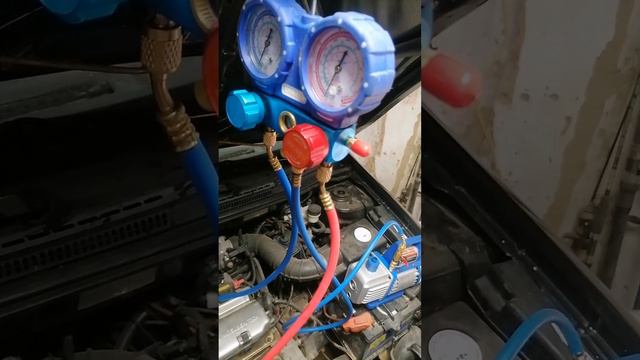 Заправка автокондиционера.mp4