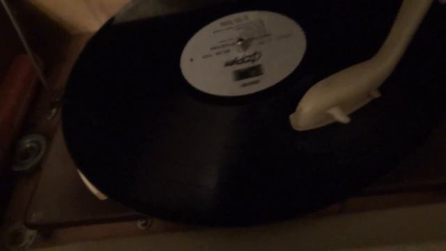 Обзорчик радиолы "Латвия" смотреть онлайн