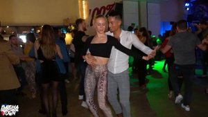 Micka & Zoé / DJ Khalid - Como Mirarte / Bachata Social