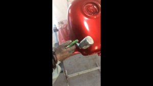 ПОКРАСКА МОТОЦИКЛА HONDA CBR 600 F2 В КРАСНЫЙ КЕНДИ НА БЕЛОЙ ПОДЛОЖКЕ