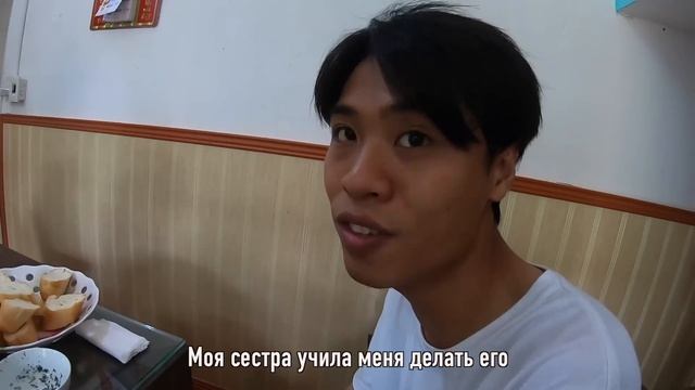 Вьетнамцы пробуют Русскую Кухню/ Жизнь во Вьетнаме / Иностранцы пробуют Русскую еду