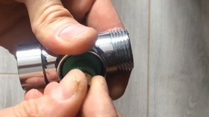 Неправильное переключение воды с крана на душ