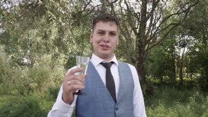 Первый бокал