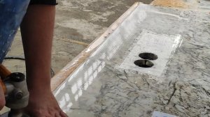 гранит сверление отверстий под розетки алмазной коронкой