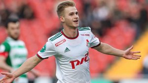 Сергей Пиняев - нападающий с Уникальным Стилем.