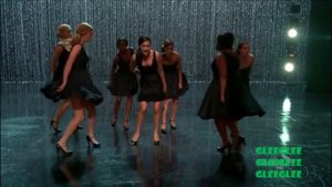 Rumor Has It / Someone Like You-  Glee (Full Performance HD)