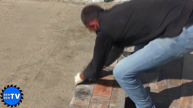 Правильная Площадка для авто на даче , выдержит даже груженый КАМАЗ ! смотреть онлайн