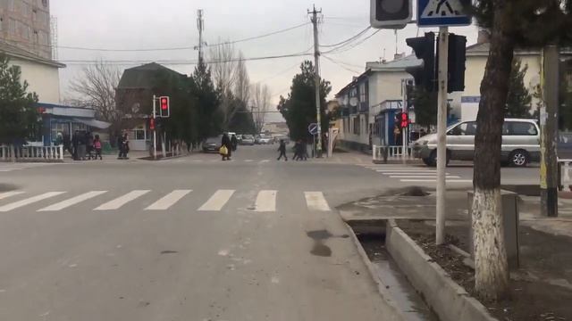 Ленинский (Рудаки) Таджикистан ул. Почтовая на перекресток с ул Ленина 09 02 2019 смотреть онлайн