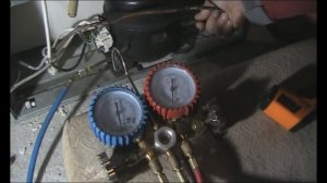 Заправка холодильника INDESIT фреоном без весов