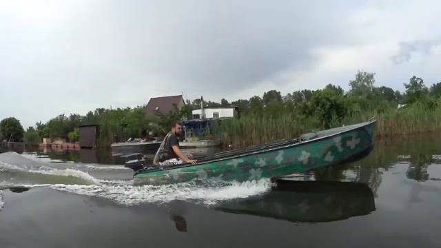 Водная поездка по венеции. Обь-3, казанка, ветерок смотреть онлайн