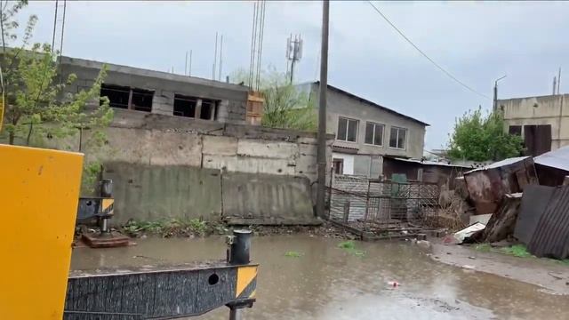 Монтаж плит автокраном XCMG 65 тонн , разбор таблицы смотреть онлайн