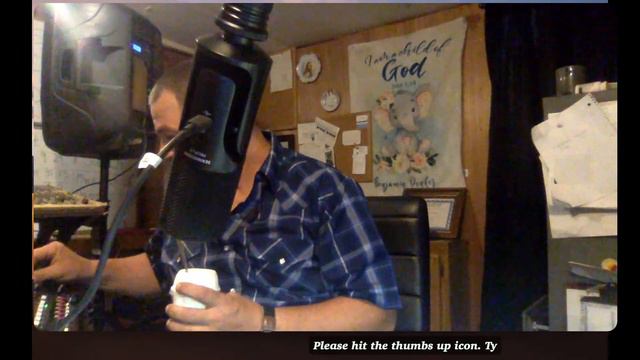 TESTING NEW (PHYSICAL) HARDWARE/EQUIPMENT PEAVEY 10BT & SENHEISER MIC смотреть онлайн