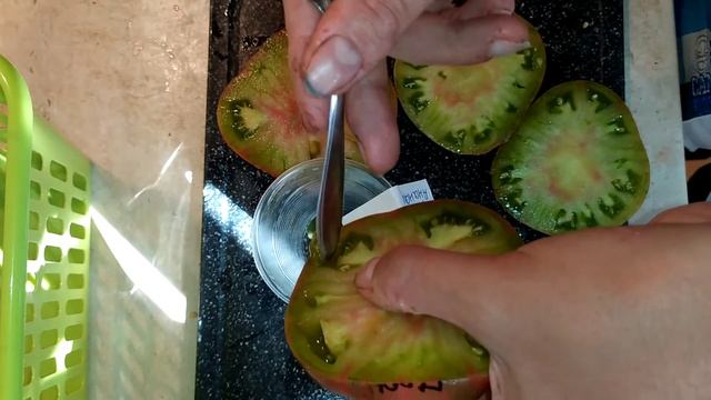 Томат Черный ананас (Ананас нуар) дегустация + разрез 2020 смотреть онлайн