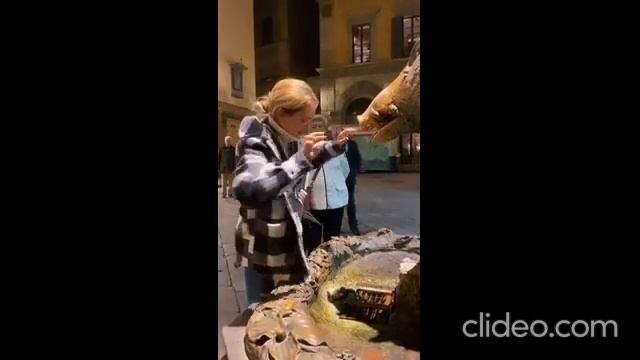 Стеша Маликова трет пятачок Кабана в Италии смотреть онлайн