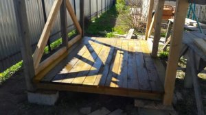 Дровник своими руками.  4 года эксплуатации.