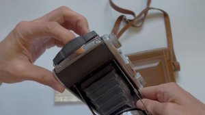 СРЕДНЕФОРМАТНЫЙ АНГИЙСКИ ФОТОАППАРАТ — ENSIGN SELFIX 820 — С РАЗМЕРОМ КАДРА 6Х9 И 6Х6 РАСПАКОВКА