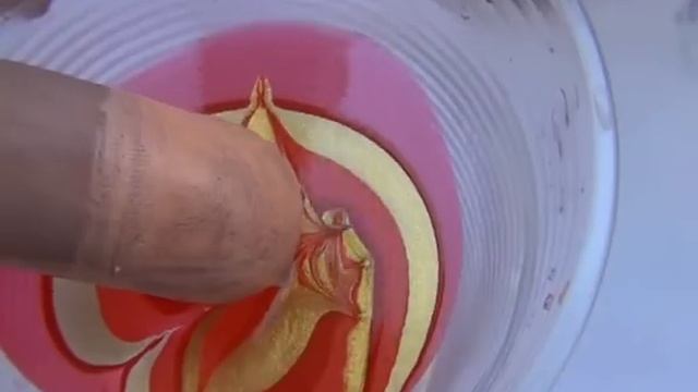 Водный маникюр "Языки пламени" / Water marble nail art tutorial "Flames of fire" смотреть онлайн