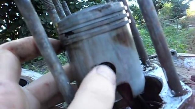 Трех Кольцовые Поршни от Муравья на Иж Юпитер смотреть онлайн