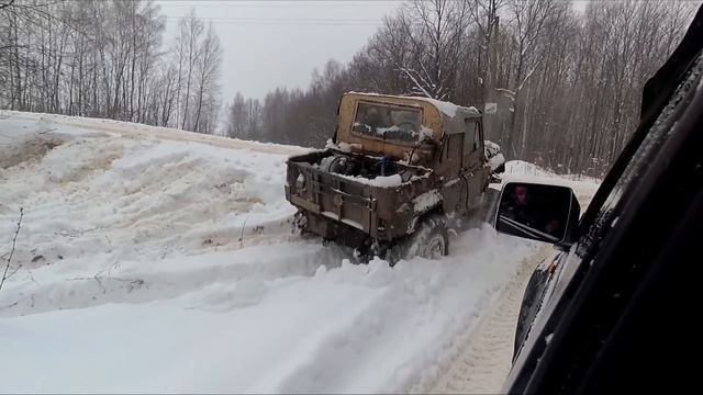 Уаз v8 и ниссан смотреть онлайн