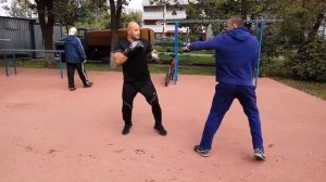 Боксер против бодибилдира ?&?