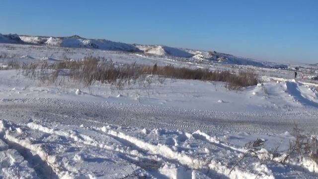 Зимний мотокросс в Вятских Полянах 11 декабря 2016 год при -20 градусном морозе!!! смотреть онлайн