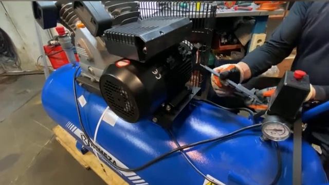 Ремонт поршневого компрессора Remeza СБ4/С-200.LB30A (повреждение обмотки эл. двигателя) смотреть онлайн