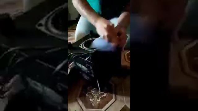 Как легко удалить следы скотча, наклейки, жирные пятна,нагар... смотреть онлайн