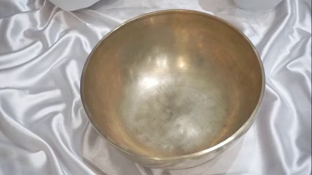 26см.116гц.нотаЛя#. ТИБЕТСКИЕ ПОЮЩИЕ ЧАШИ.  МАССАЖ ПОЮЩЕЙ ЧАШЕЙ