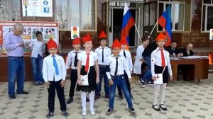 Песня "Этот мир состоит из пешеходов " 3 класс сан.школа